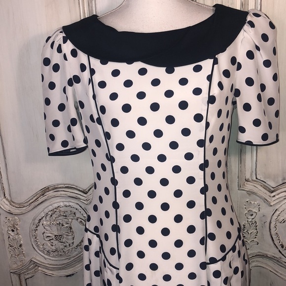 TRUE VINTAGE Hand Made Cream with Navy Dots Short Sleeve Sheath Dress - Picture 4 of 16
